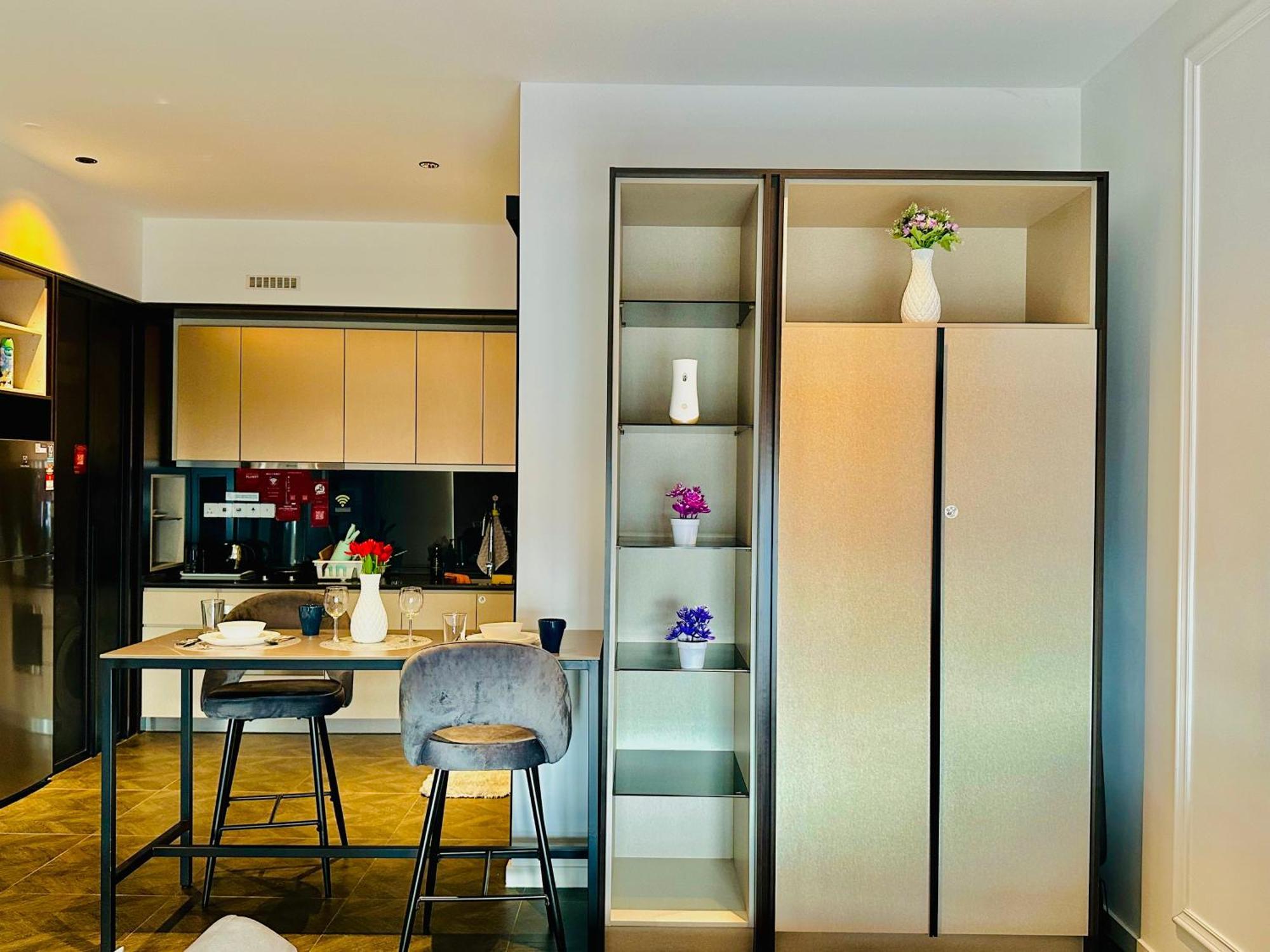 Scarletz Suites Klcc By M Suites Kuala Lumpur Zewnętrze zdjęcie